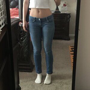 American Eagle v-waist low-waisted jegging